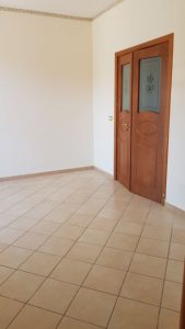 Cod: 12006 -Appartamento a Lentini (Sr)