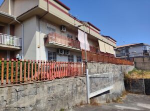 Appartamento + garage in vendita a San Giovanni La Punta. Cod. 19014